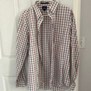 Old Navy no iron button down